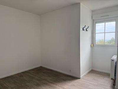 Duplex - 90 m² - 4 pièces