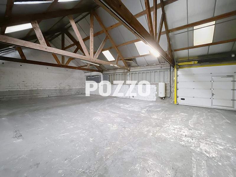 Local d'activité / Entrepôt - 1 145 m²