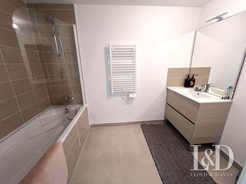 Appartement - 107 m² - 5 pièces