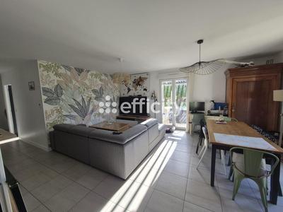 Pavillon - 89 m² - 5 pièces