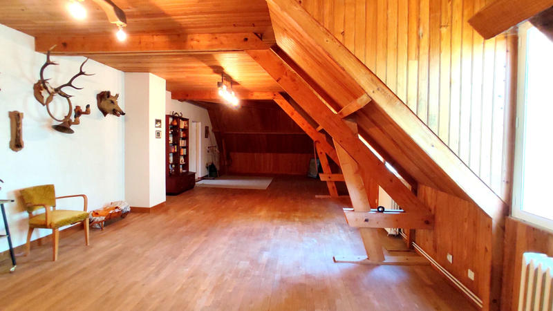 Maison - 289 m² - 8 pièces