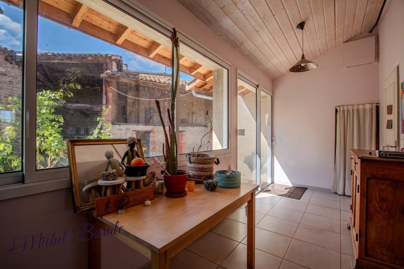 Corps de ferme - 220 m² - 8 pièces