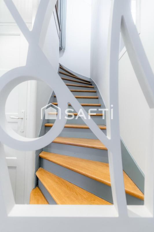 Maison - 188 m² - 8 pièces