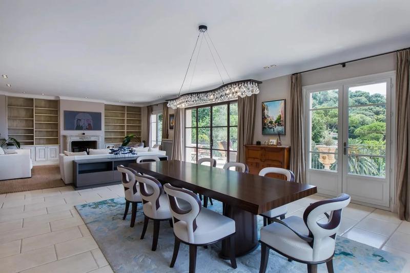 Propriété - 430 m² - 7 pièces