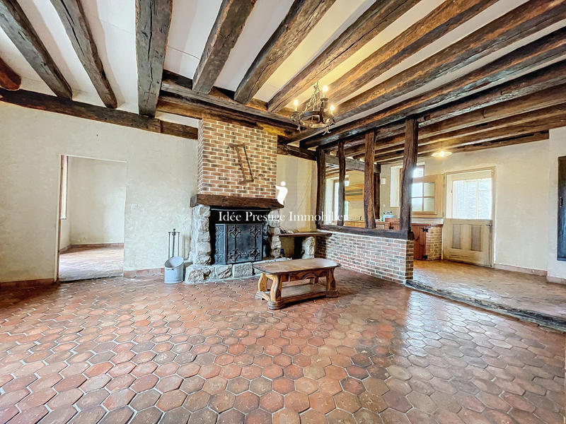 Maison - 241 m² - 8 pièces