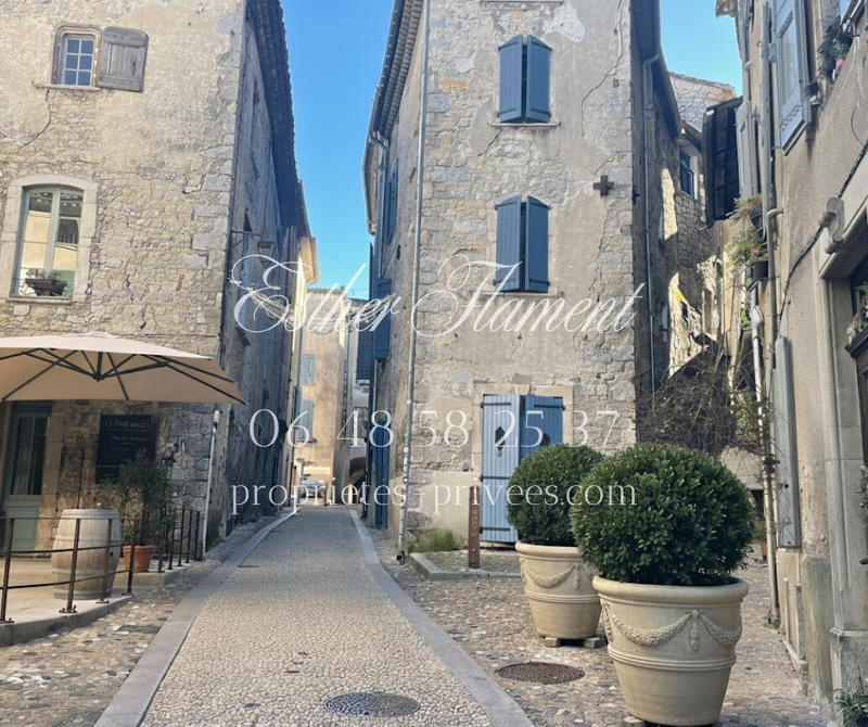 Appartement - 95 m² - 3 pièces