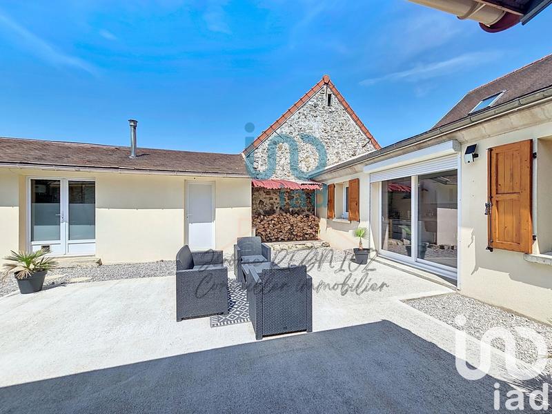 Maison - 138 m² - 5 pièces