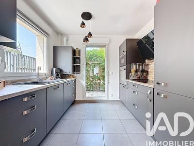 Maison - 86 m² - 4 pièces