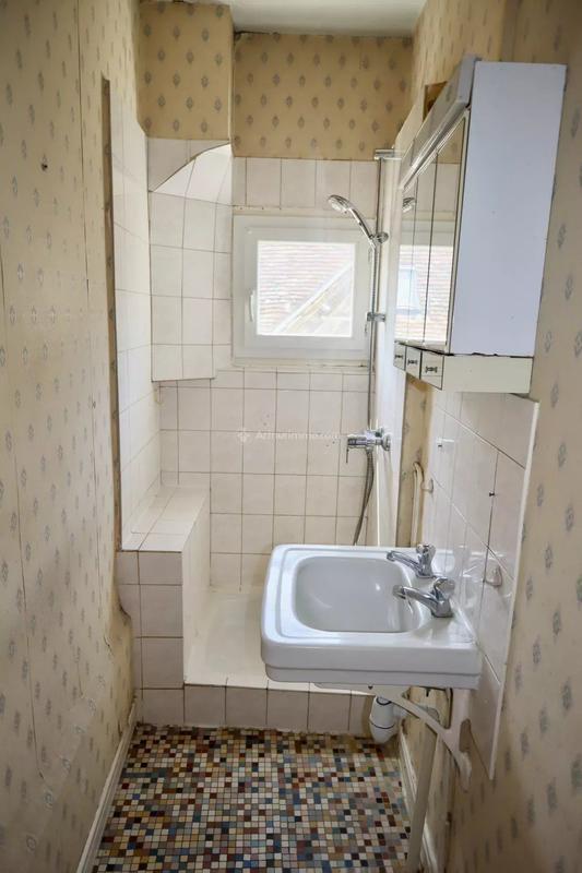 Maison - 153 m² - 7 pièces