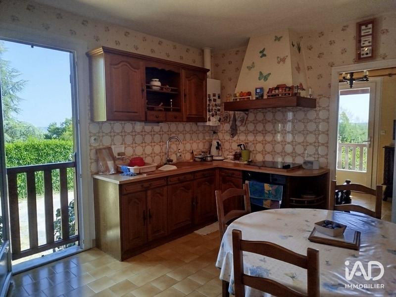 Maison - 105 m² - 5 pièces