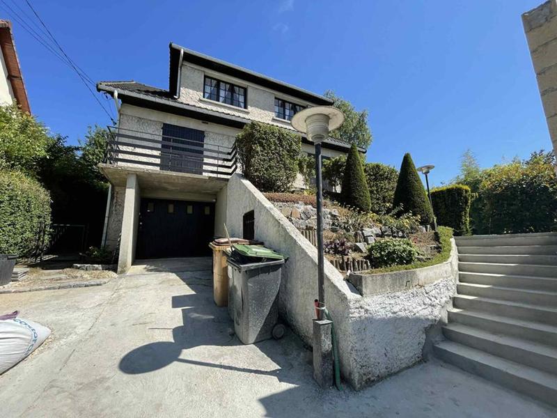 Maison - 160 m² - 7 pièces