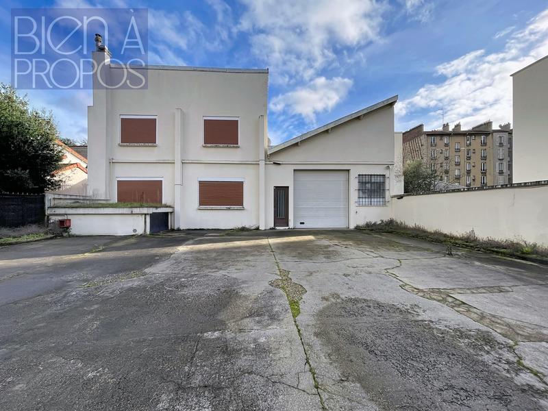 Maison ancienne - 473 m² - 10 pièces