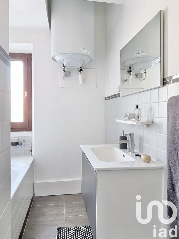 Appartement - 49 m² - 3 pièces