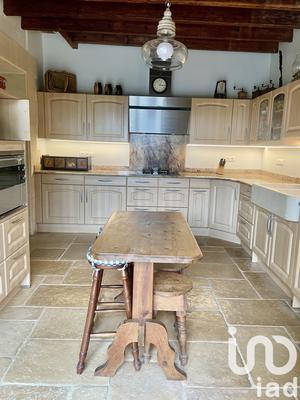 Maison - 364 m² - 9 pièces