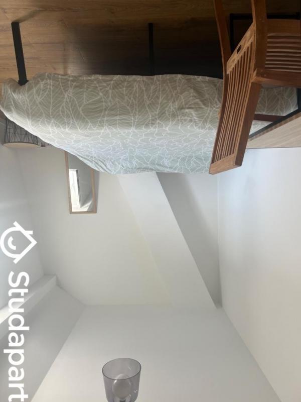 Chambre - 50 m² - 1 pièce