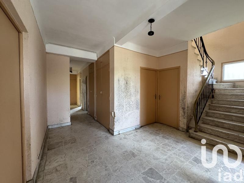 Maison - 210 m² - 9 pièces