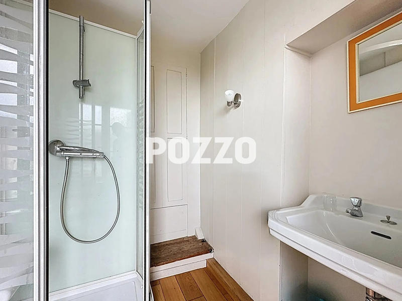 Maison - 171 m² - 8 pièces