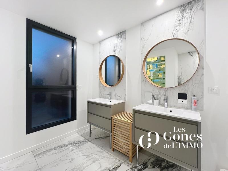 Villa - 180 m² - 4 pièces