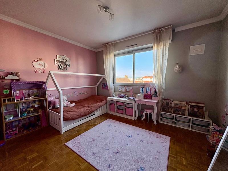 Appartement - 77 m² - 3 pièces