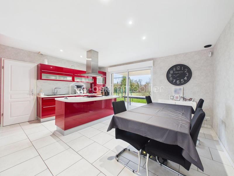 Maison - 107 m² - 5 pièces