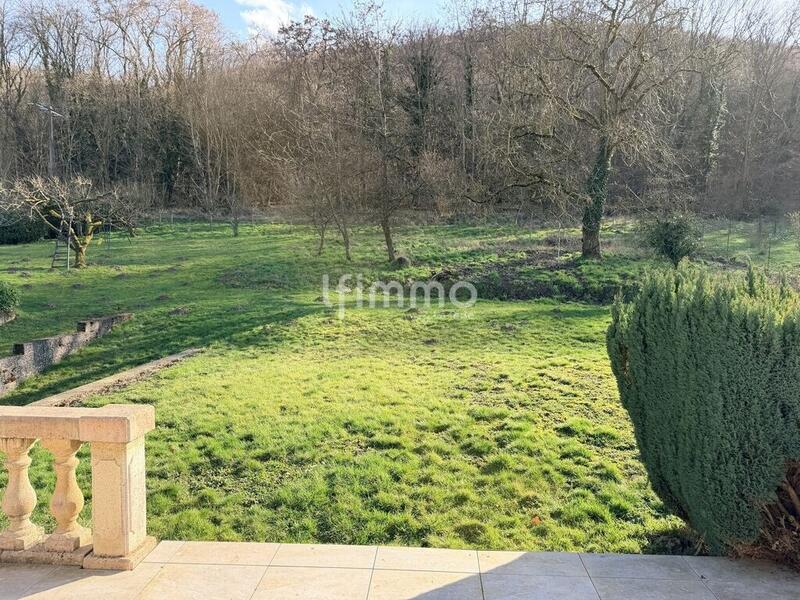 Maison - 140 m² - 5 pièces