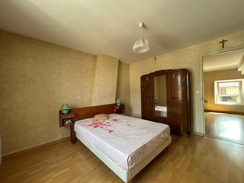 Maison - 101 m² - 5 pièces