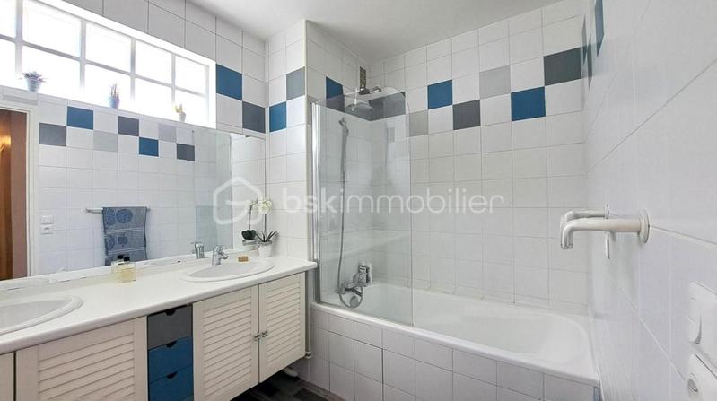 Appartement - 150 m² - 7 pièces
