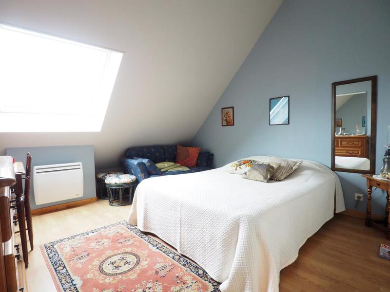 Pavillon - 130 m² - 6 pièces