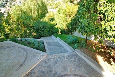 Villa - 437 m² - 7 pièces