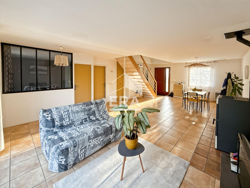 Maison - 117 m² - 7 pièces