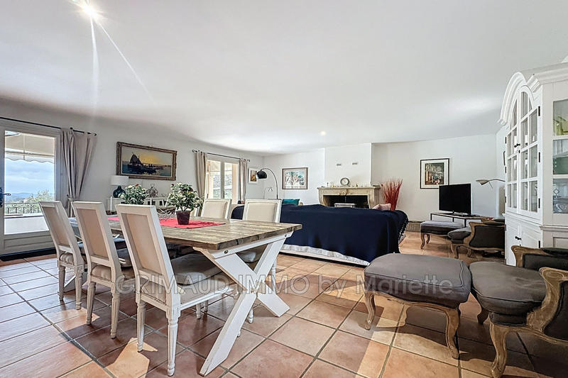 Villa - 174 m² - 6 pièces