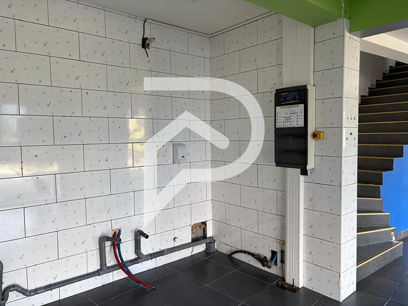 Local commercial - 80 m²