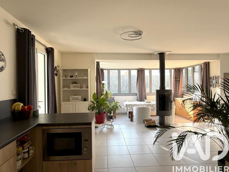 Maison - 167 m² - 6 pièces