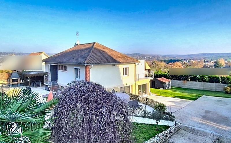 Maison - 178 m² - 7 pièces