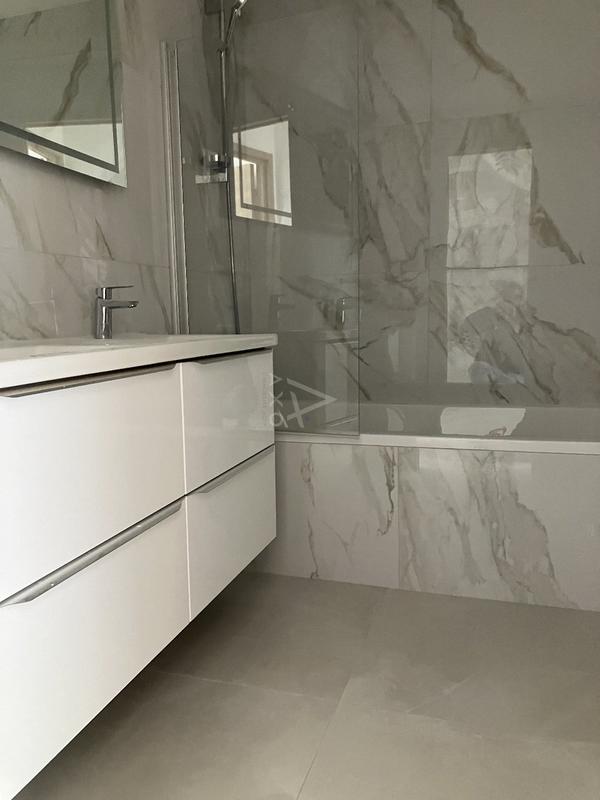 Appartement ancien - 110 m² - 4 pièces