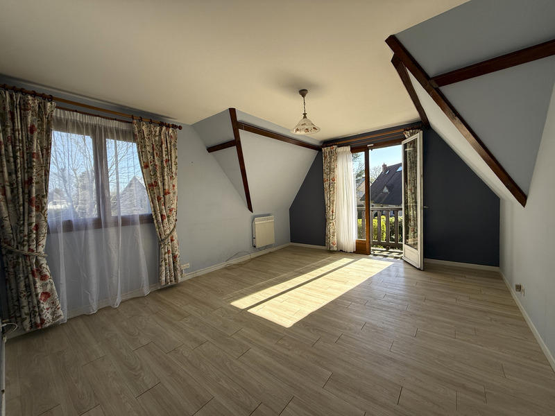 Maison - 136 m² - 7 pièces