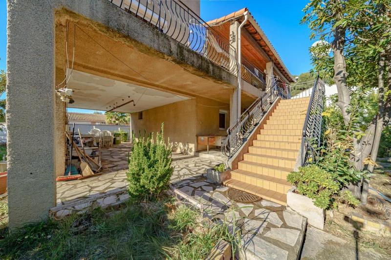 Maison - 153 m² - 8 pièces