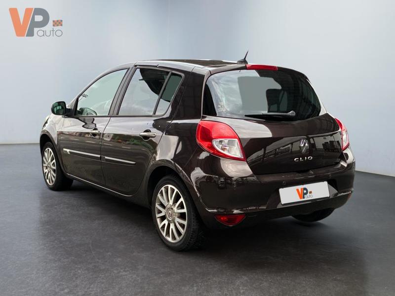 Renault Clio III 1.6 16v 110 Initiale Euro 5 a
