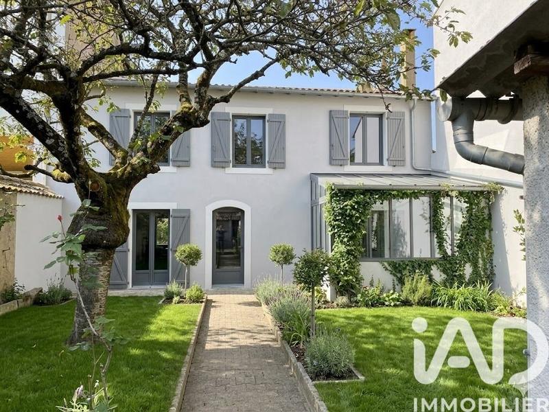 Maison - 120 m² - 6 pièces