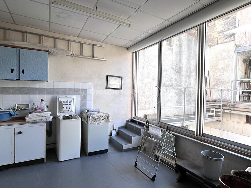 Immeuble - 4 pièces