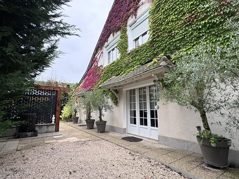 Maison - 166 m² - 7 pièces