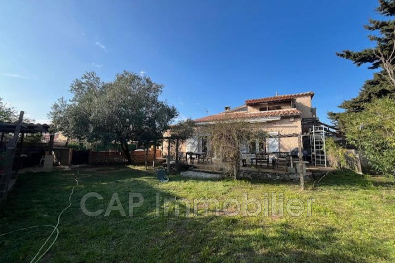 Villa - 170 m² - 8 pièces