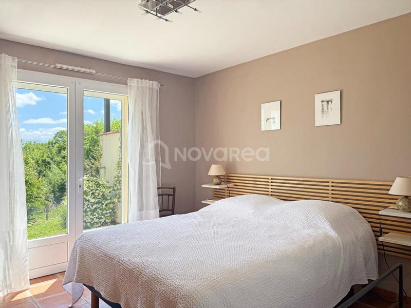 Maison - 160 m² - 7 pièces