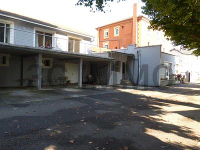 Local commercial - 471 m² - 16 pièces