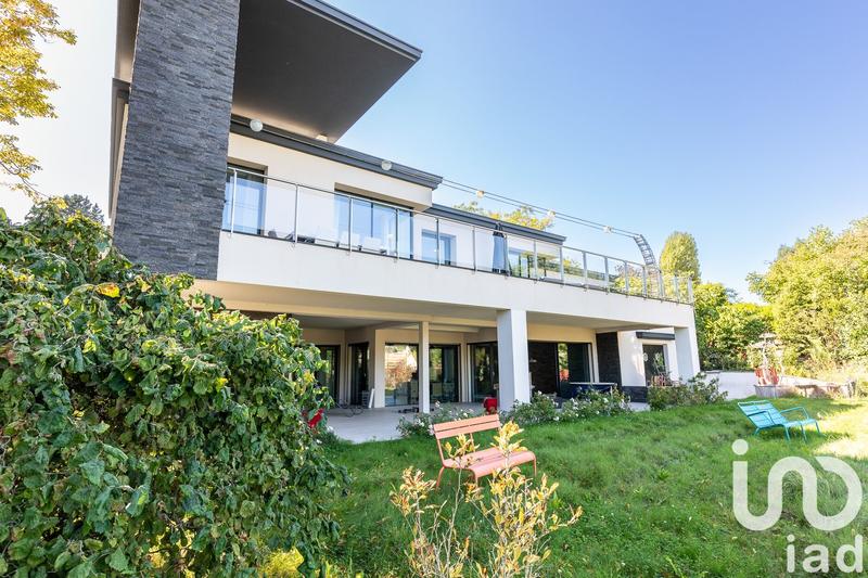 Maison de maîtres - 650 m² - 10 pièces