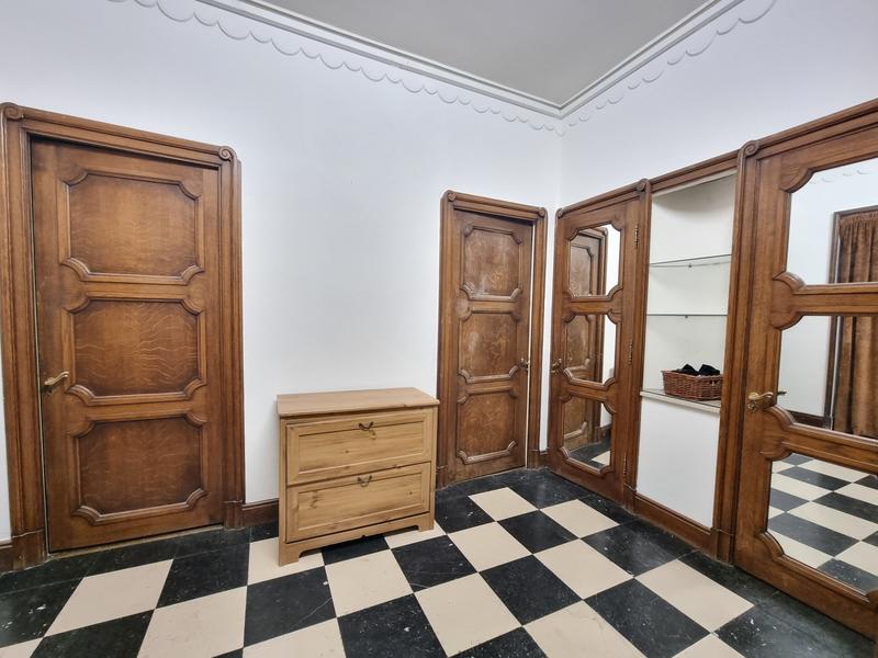 Appartement - 134 m² - 6 pièces