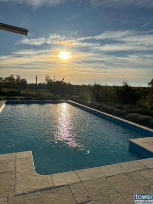 Maison - 171 m² - 6 pièces