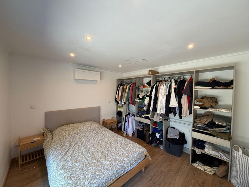 Maison traditionnelle - 104 m² - 4 pièces