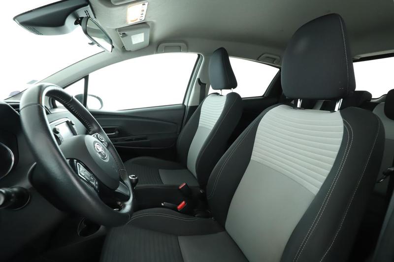 Toyota Yaris 1.5 Vvt-i Design 5p 111 ch