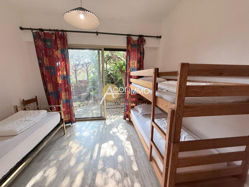 Maison - 270 m² - 6 pièces